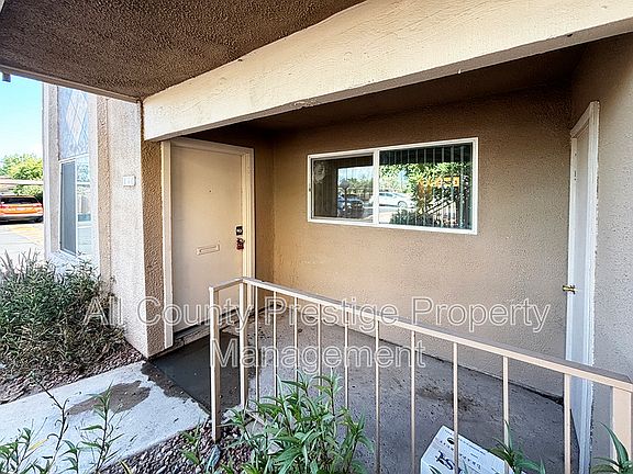5th image of 905 S Dorsey Ln APT 110