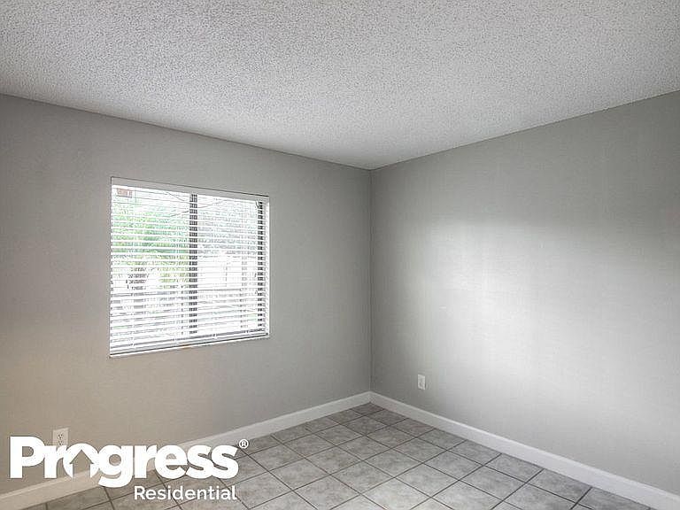 1st image of 1323 Boulder Woods Cir