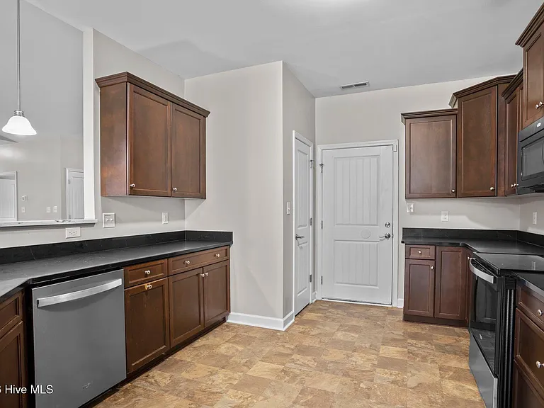 514 Aberdineshire Ct — Photo 11