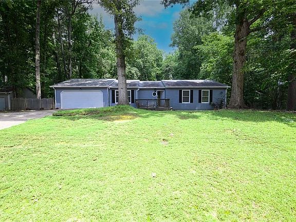 2nd image of 2100 Whitebluff Way
