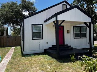 131 S Rife St, Aransas Pass, TX 78336