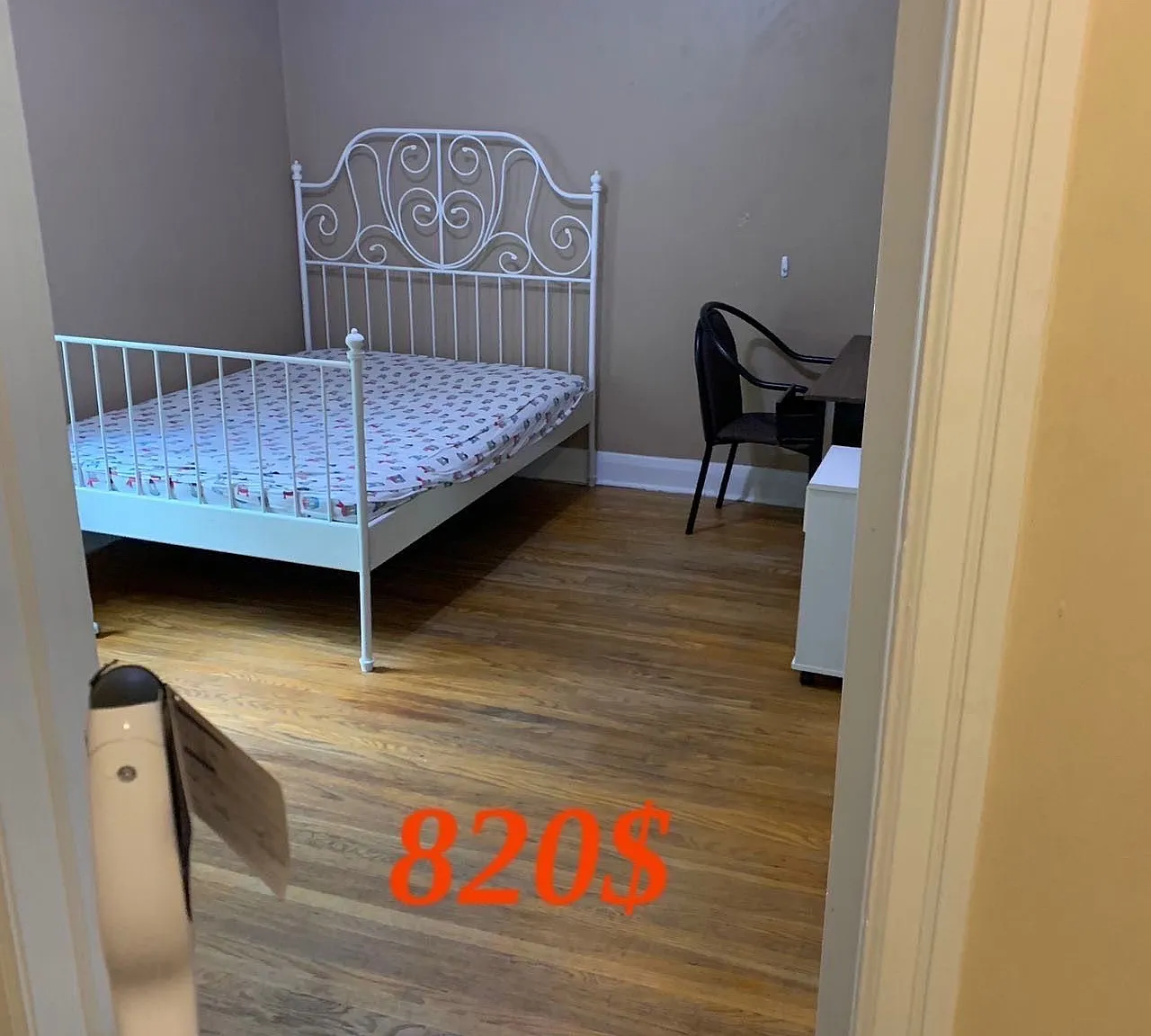 5 bed, $820 — Photo 2