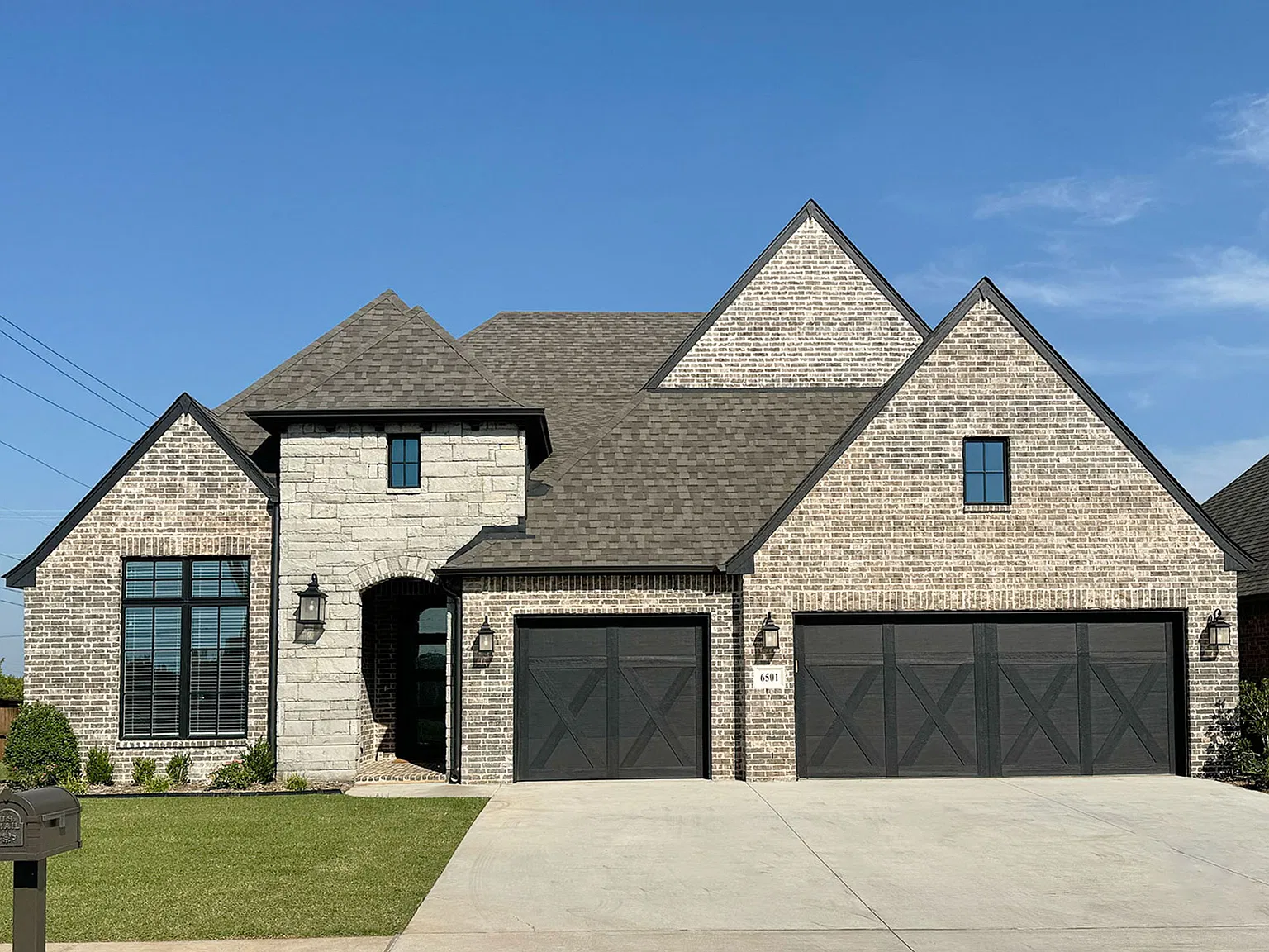 4 bed, 3.5 bath, 3092 sqft, $3,450 — Photo 1