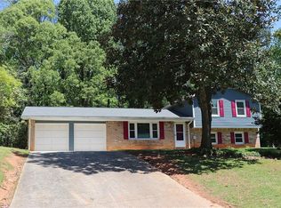 661 Favorwood Dr SW, Marietta, GA 30060