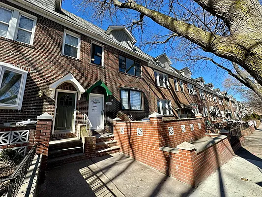 Rented by Keller Williams NYC | media 18