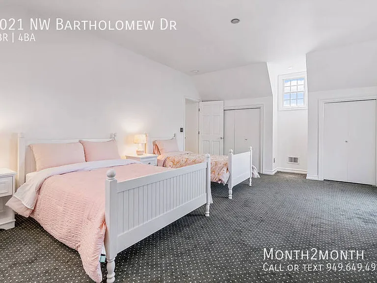 9021 NW Bartholomew Dr — Photo 7