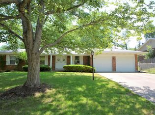 236 Towercliffe Dr, Ballwin, MO