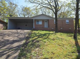 905 Valerie Dr, North Little Rock, AR 72118