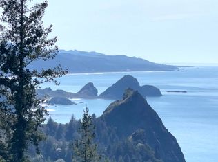 38097 Pacific Highlands Dr, Port Orford, OR 97465