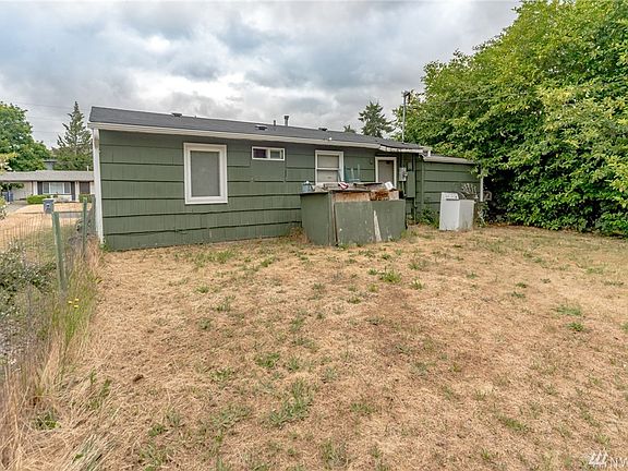 4th image of 10218 Holly Ln SW