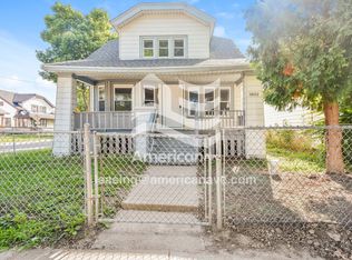 3852 N 28th St, Milwaukee, WI 53216