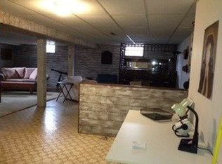 1363 Geringer Rd, Algonquin, IL 60102