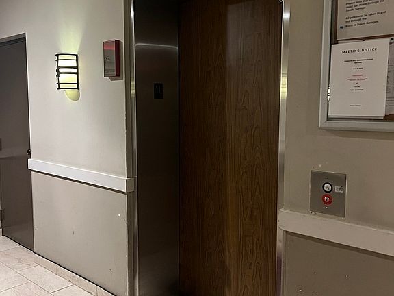 5th image of 9386 Landings Ln Unit 103