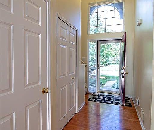 2nd image of 2090 Preserve Cir W