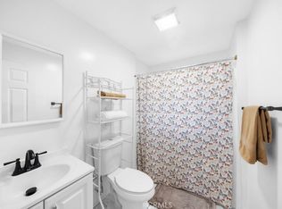 157 E 70th St, Los Angeles, CA 90003