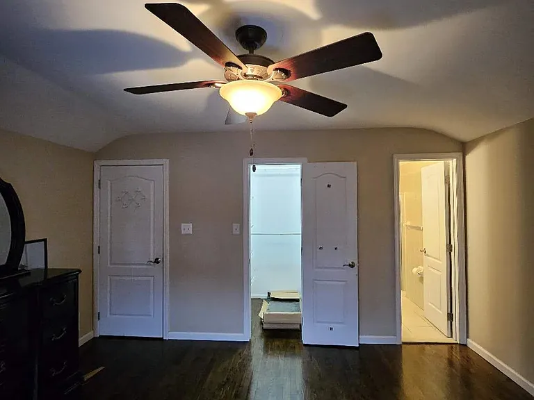 783 Rossville Ave #2 — Photo 20