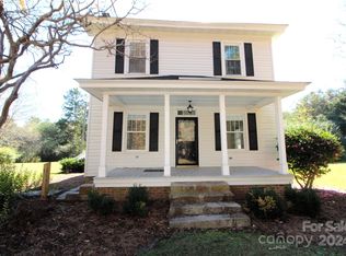 2002 Edge Park Rd, Clover, SC 29710