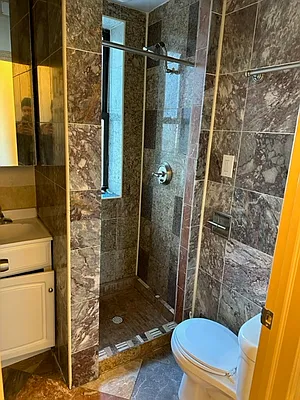 Rented by Batra Group Inc | media 14