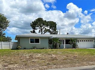 113 Harbor Bluff Dr, Largo, FL 33770