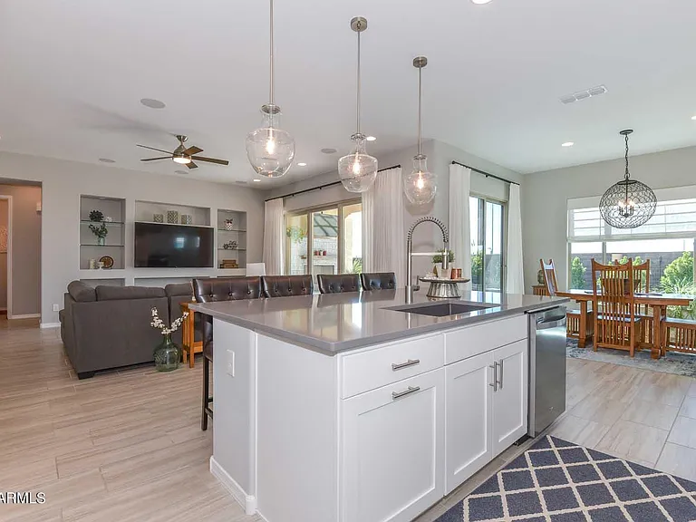 9661 W Patrick Ln — Photo 20