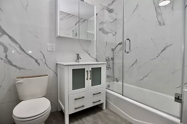 Rented by Bohemia Realty Group | media 16