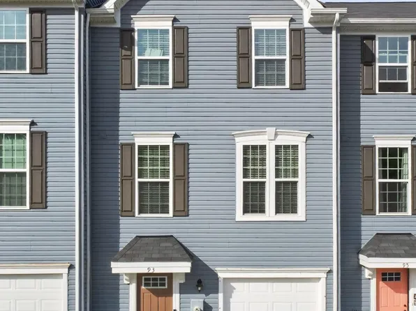93 Virginia Ave, Palmyra, VA 22963