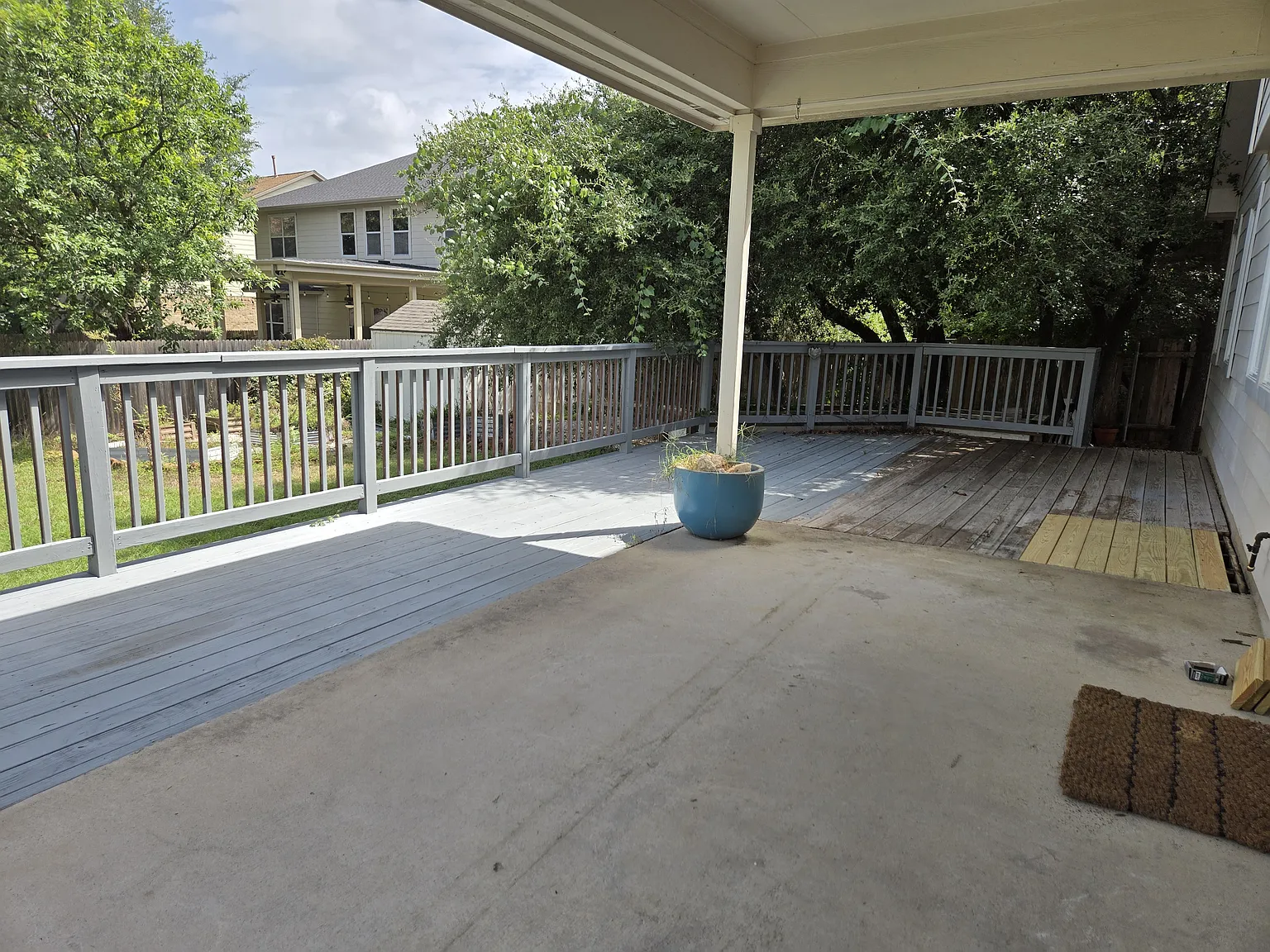 4 bed, 2.5 bath, 2238 sqft, $2,500 — Photo 4