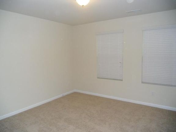 3rd image of 202 Mount Evans Dr