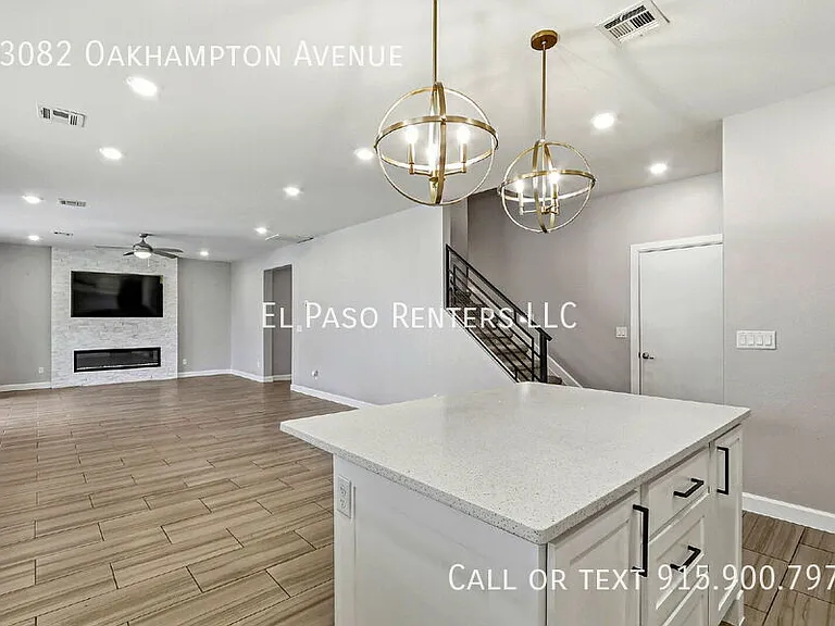 13082 Oakhampton Ave — Photo 16