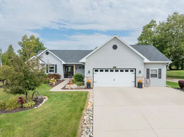 4396 Cricket Ln, Sturgeon Bay, WI 54235
