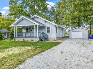 2280 W Center St, Decatur, IL 62526