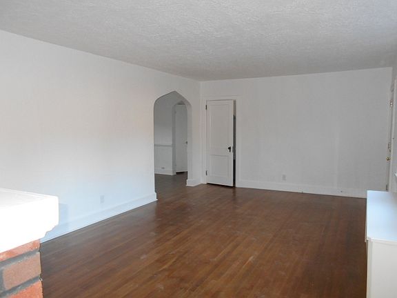 4th image of 9329 Capeview Ave #A