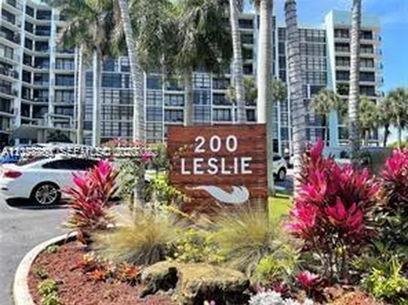 200 Leslie Dr, Hallandale Beach, FL