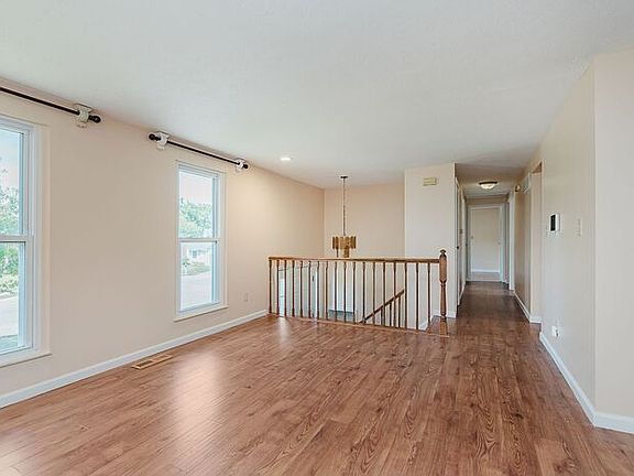 5th image of 5951 Staffordshire Cir