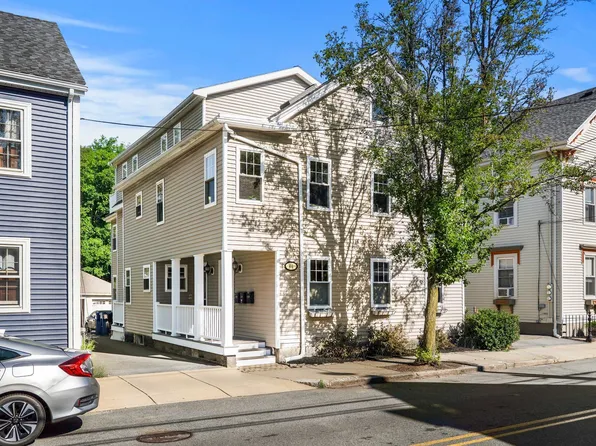 40 Essex St #1, Salem, MA 01970