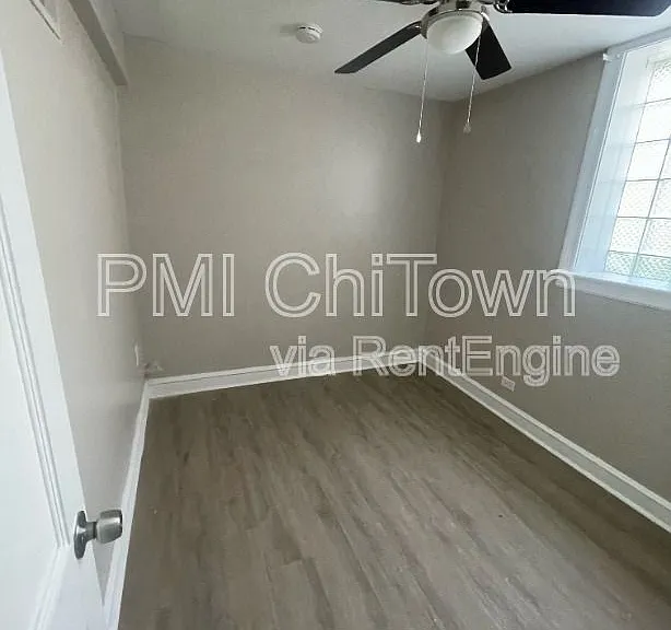 5202 W Ainslie St — Photo 9