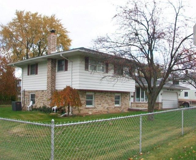 1st image of 324 Dillrose Dr