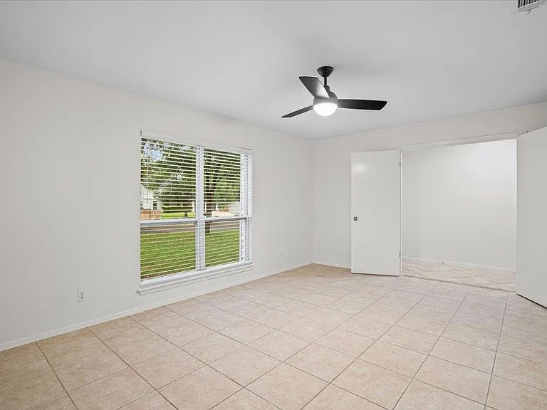 7603 Brookhollow Cv — Photo 15