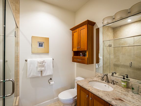 3rd image of 161 Wailea Ike Pl APT C202