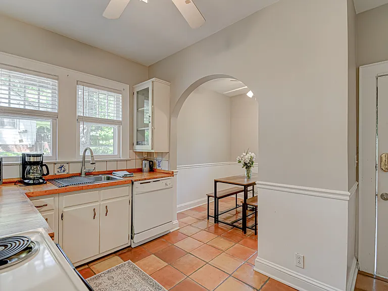 152 Rosedale Cir — Photo 14