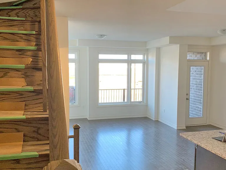 15 Arrowview Dr — Photo 8