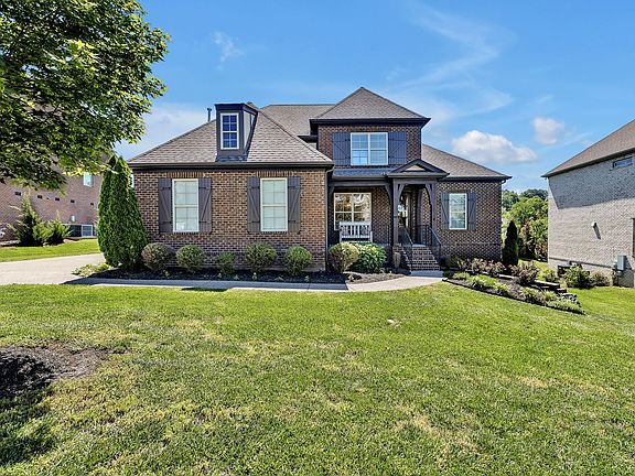 3rd image of 512 Great Angelica Way