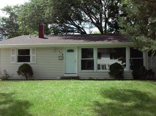 119 Granada Rd, Carpentersville, IL 60110