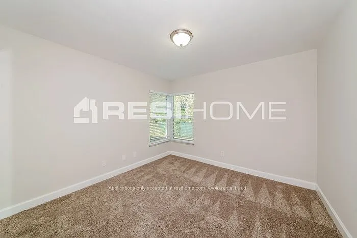 6405 64th Dr E — Photo 11