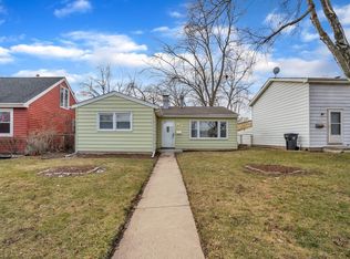 2207 20th St, Zion, IL 60099