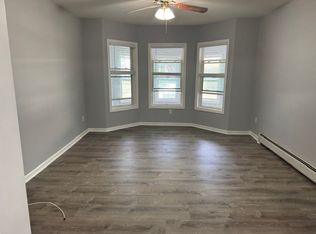 229 Grattan St FLOOR 1, Chicopee, MA 01020