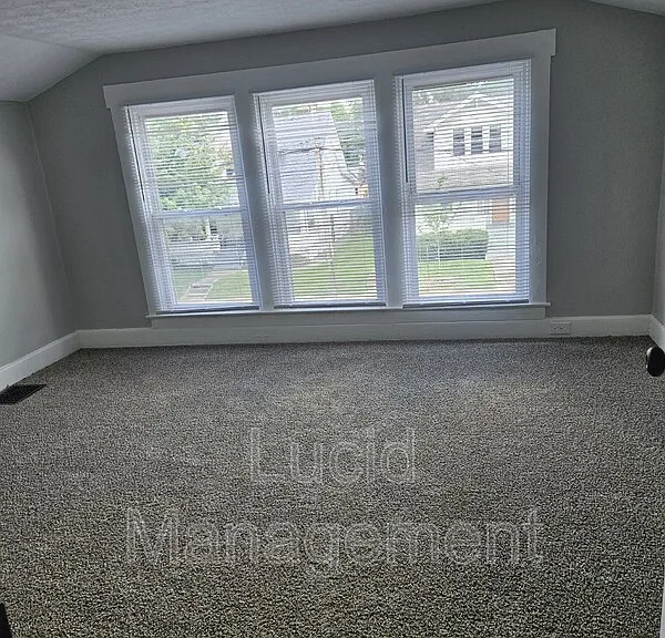 1210 Longfield Ave #1 — Photo 8