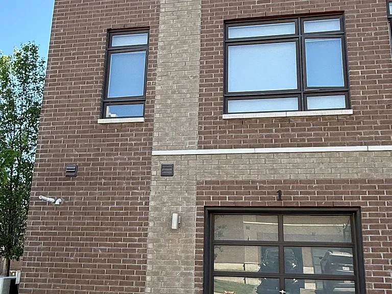 1 Allward St — Photo 5