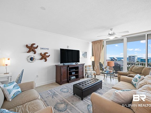 4th image of 1524 W Beach Blvd APT 404