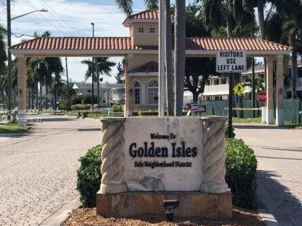 700 Layne Blvd, Hallandale, FL